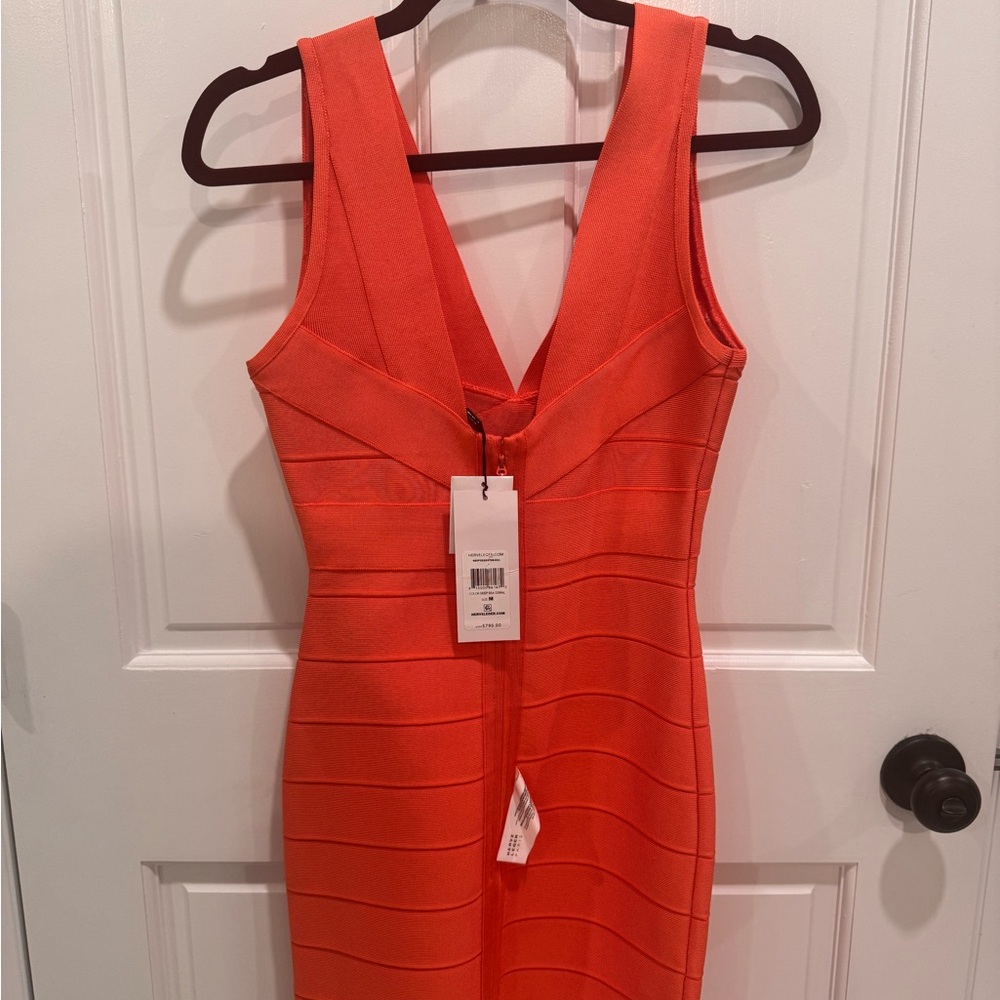 Herve Leger Deep Sea Coral Ruched V-Neck Bodycon Dress - Picture 4 of 4